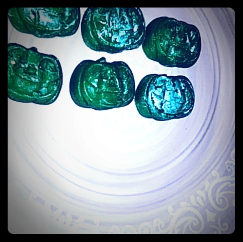 Pine scented pumpkins with shimmer